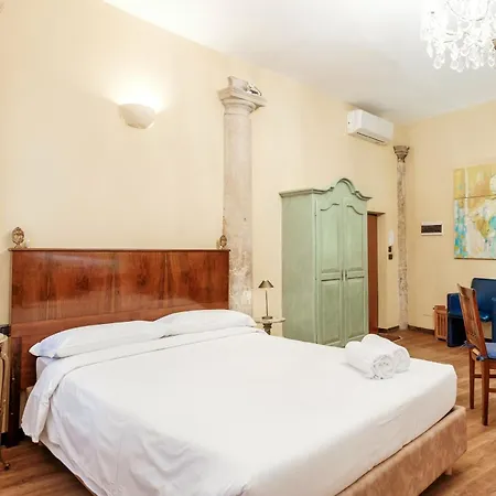 Cangrande Junior In Centro A Werona