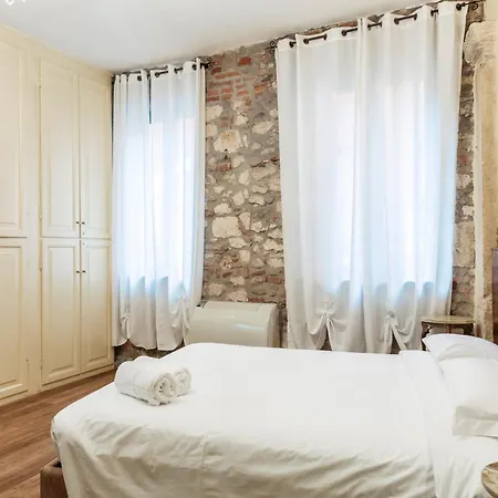 Cangrande Junior In Centro A Apartment