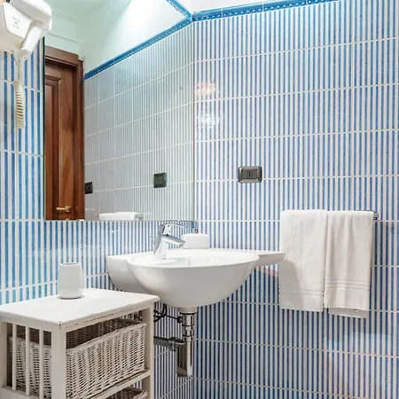 Cangrande Junior In Centro A Верона