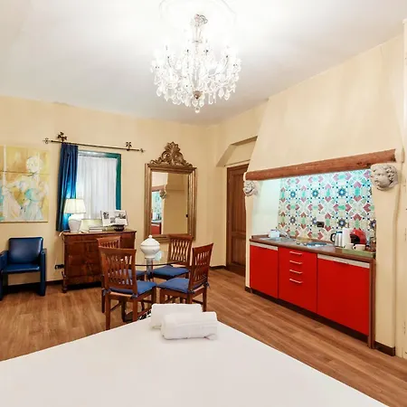 Cangrande Junior In Centro A